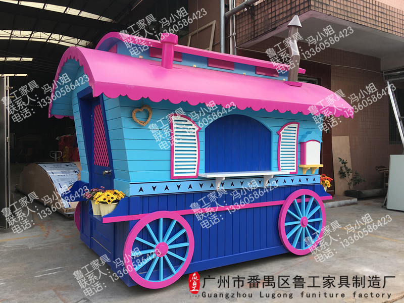 防腐木售貨車(chē) 外賣(mài)亭 流動(dòng)售貨車(chē) 攤位車(chē) 美食攤位 仿古小吃車(chē) 防腐木售貨車(chē) 商場(chǎng)花車(chē)木質(zhì)