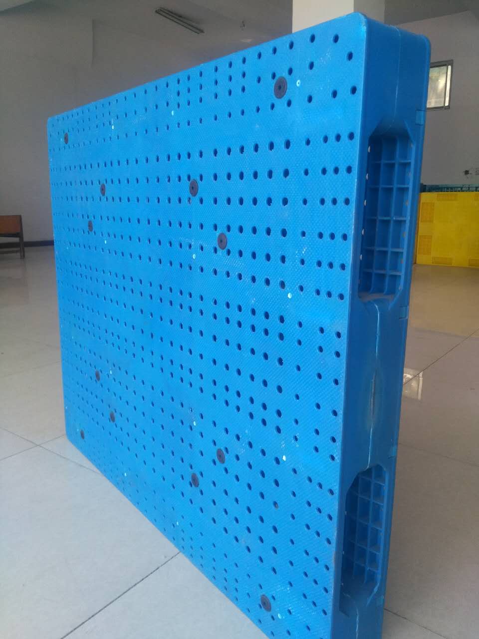 山東塑料托盤直銷廠家