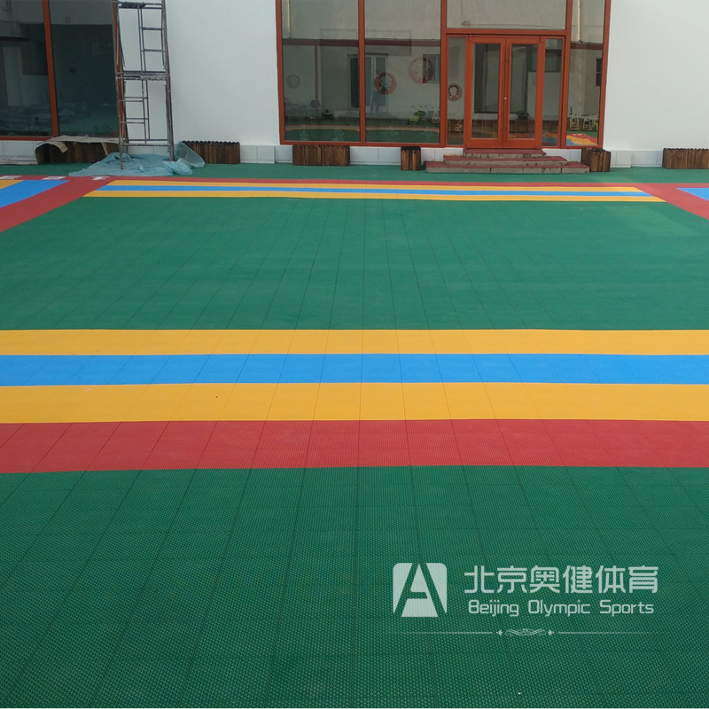 幼兒園地面草坪塑膠地膠epdm顆粒加密草廠家直銷