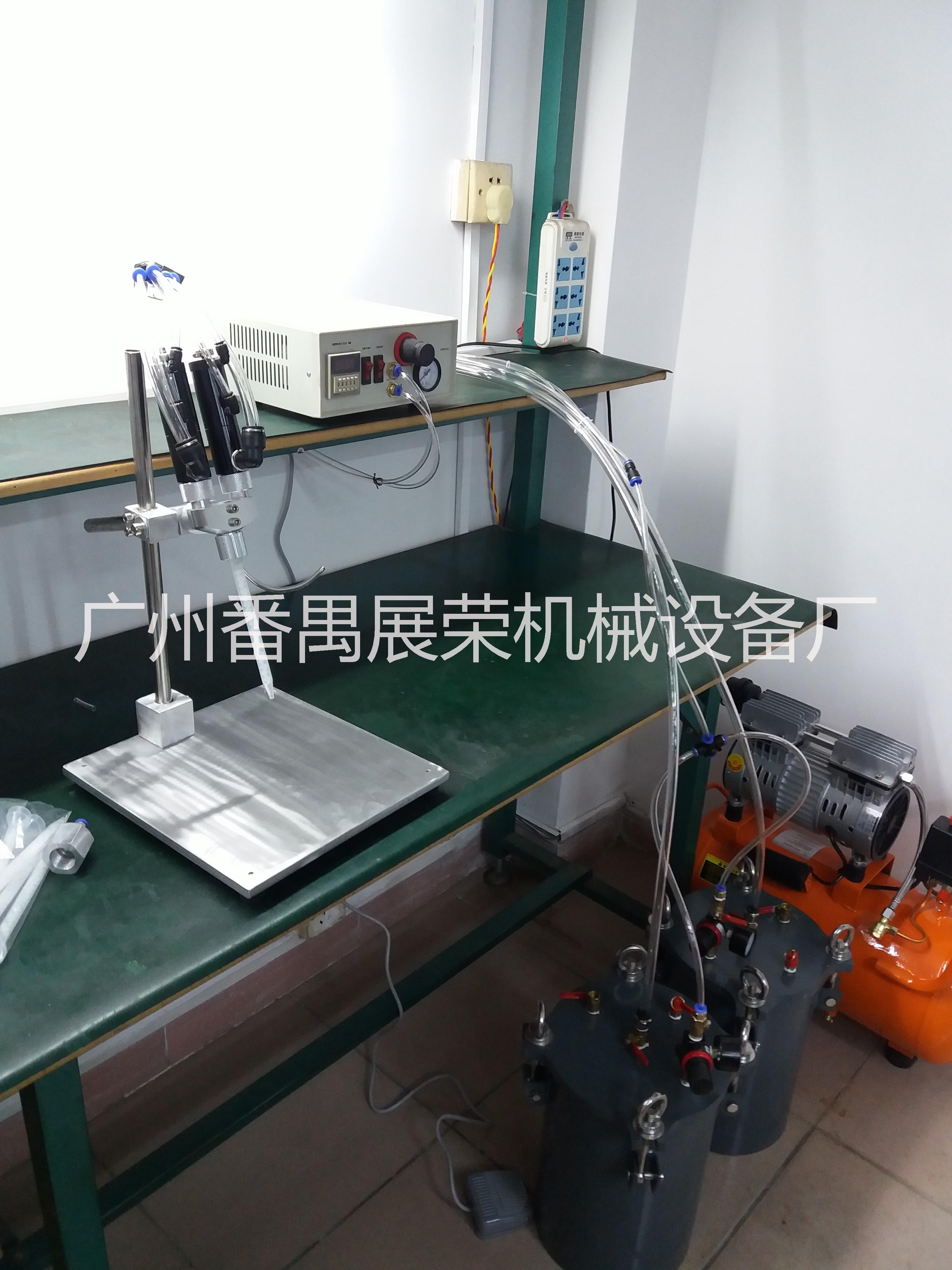 AB點膠機LED大燈點膠機、汽車倒車攝像頭灌封機  AB點膠機 攝像頭點膠機 AB點膠機 攝像頭點膠機AB灌膠