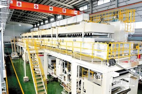高速熱熔壓敏膠涂布機(jī) 煙包內(nèi)襯紙膜涂布機(jī) 鋁箔涂布機(jī) 涂布機(jī)