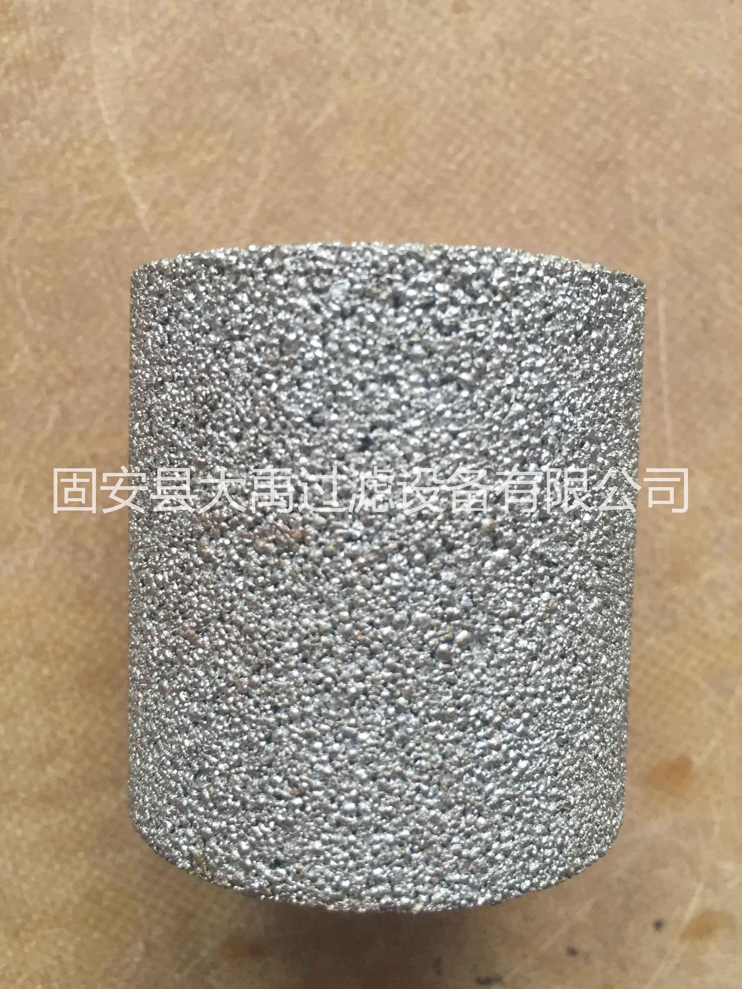 廣東細長管狀不銹鋼粉末燒結(jié)濾芯
