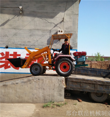 聯(lián)岳廠家直銷推土機(jī) 推土機(jī)批發(fā)  推土機(jī)價格 推土機(jī)供應(yīng)商 推土機(jī)咨詢電話 推土