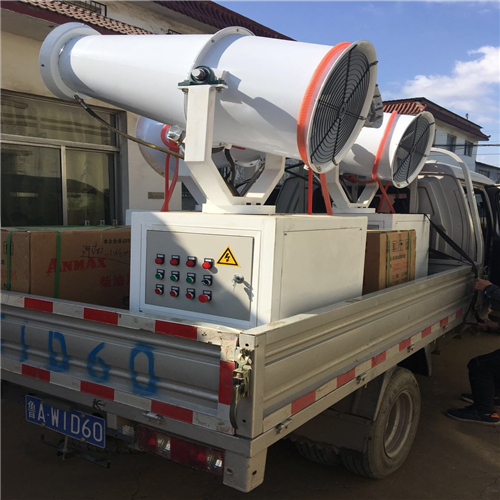 山東大型多功能環(huán)保除塵霧炮機(jī)_百米噴霧*除塵