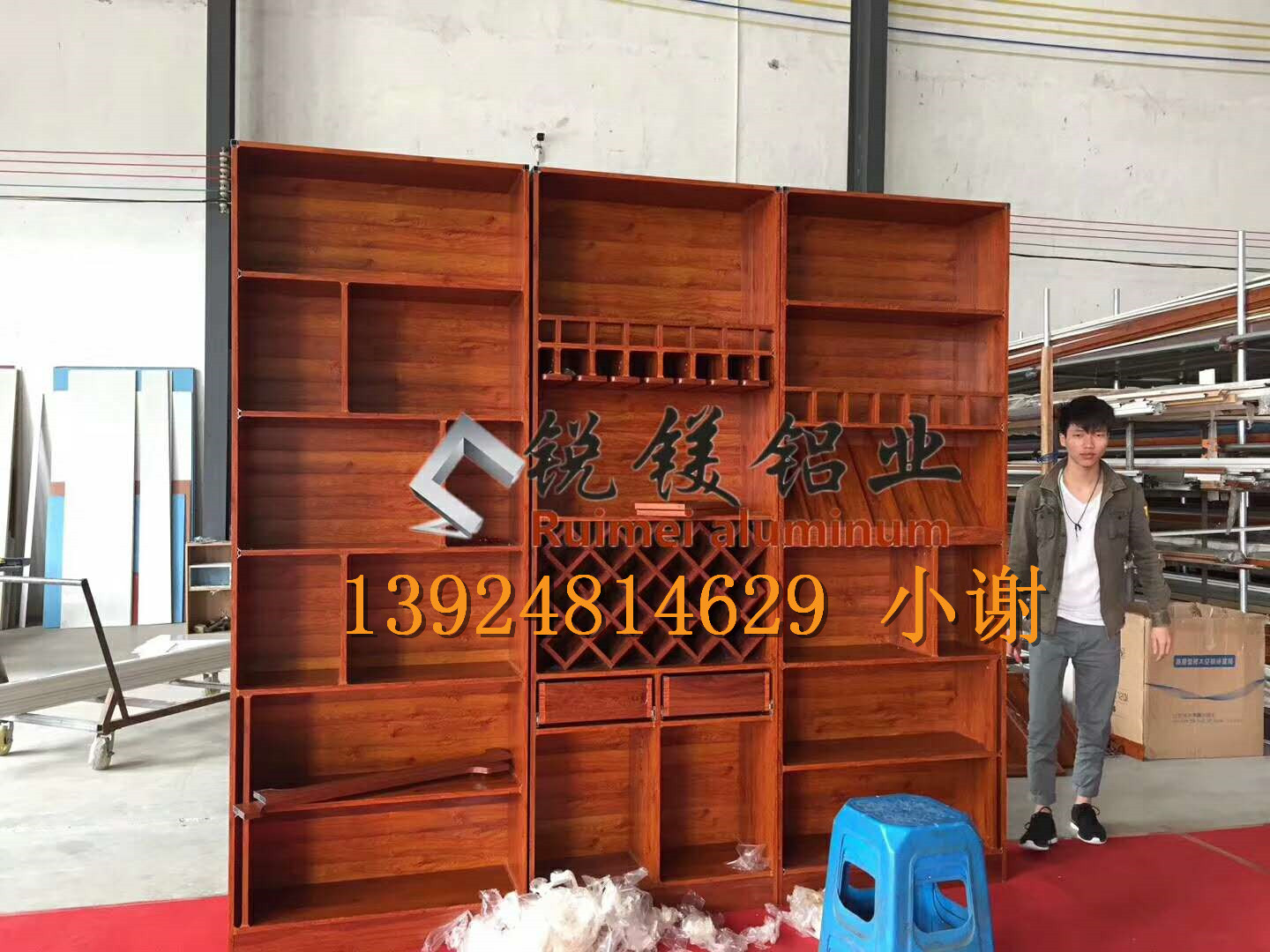 全鋁家具全鋁酒柜柜體鋁型材批發(fā) 全鋁家具  家具鋁材  全鋁酒柜  全鋁家具 全鋁酒柜 全鋁家具 家具鋁材 全鋁酒柜