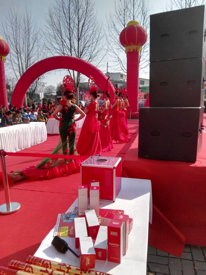 供應(yīng)鄭州 供應(yīng)鄭州企業(yè)年會(huì)，演出團(tuán)隊(duì)，設(shè)備