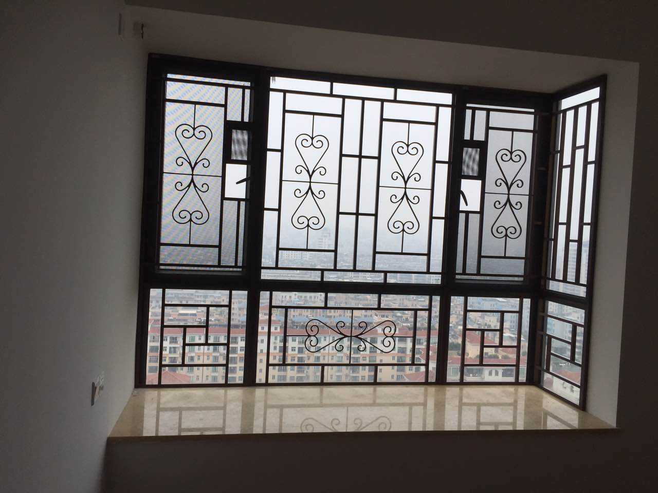 中山專業(yè)鋁合金封陽臺