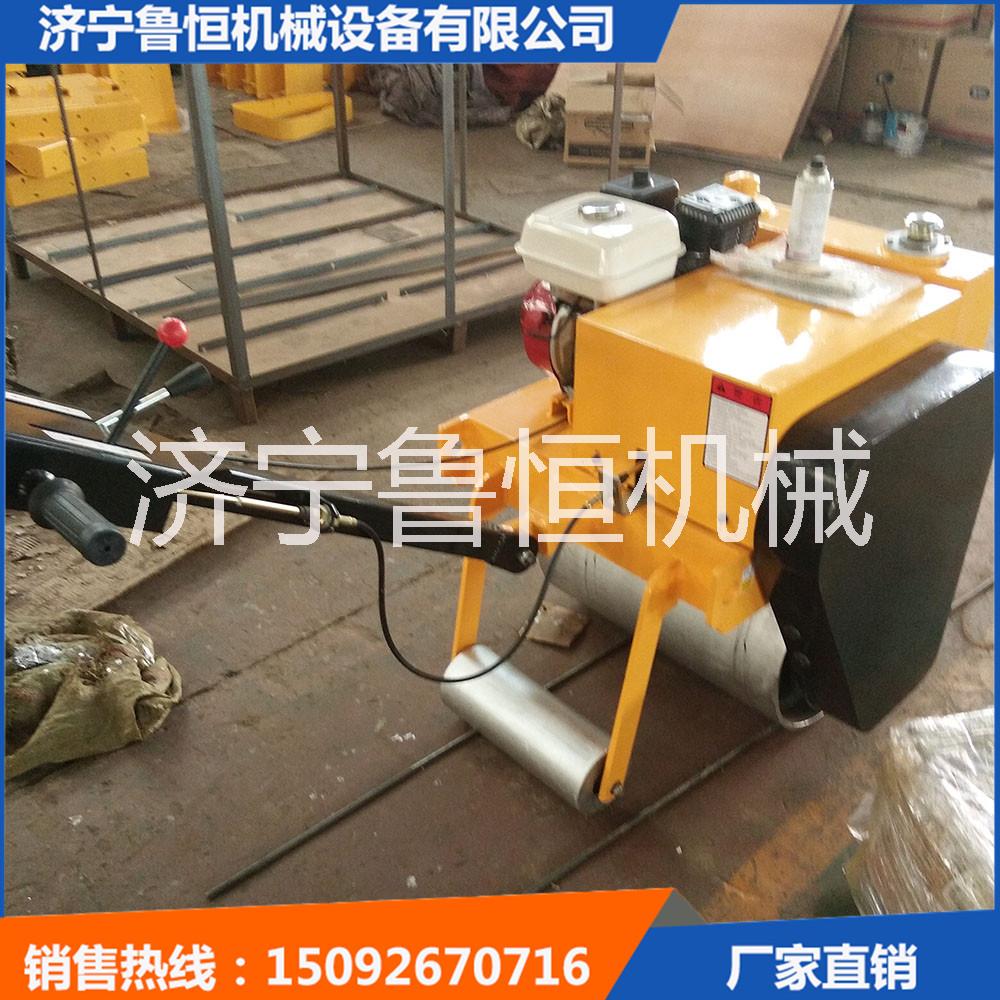 700型大鋼輪壓路機(jī) 手扶式單鋼輪振動(dòng)壓路機(jī) 重型壓路機(jī)