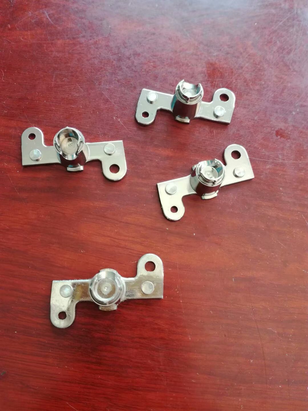 磁力研磨拋光機(jī)五金去毛刺機(jī)上海泰創(chuàng)H95平移式手機(jī)零部件去毛刺機(jī)磁力拋光機(jī)