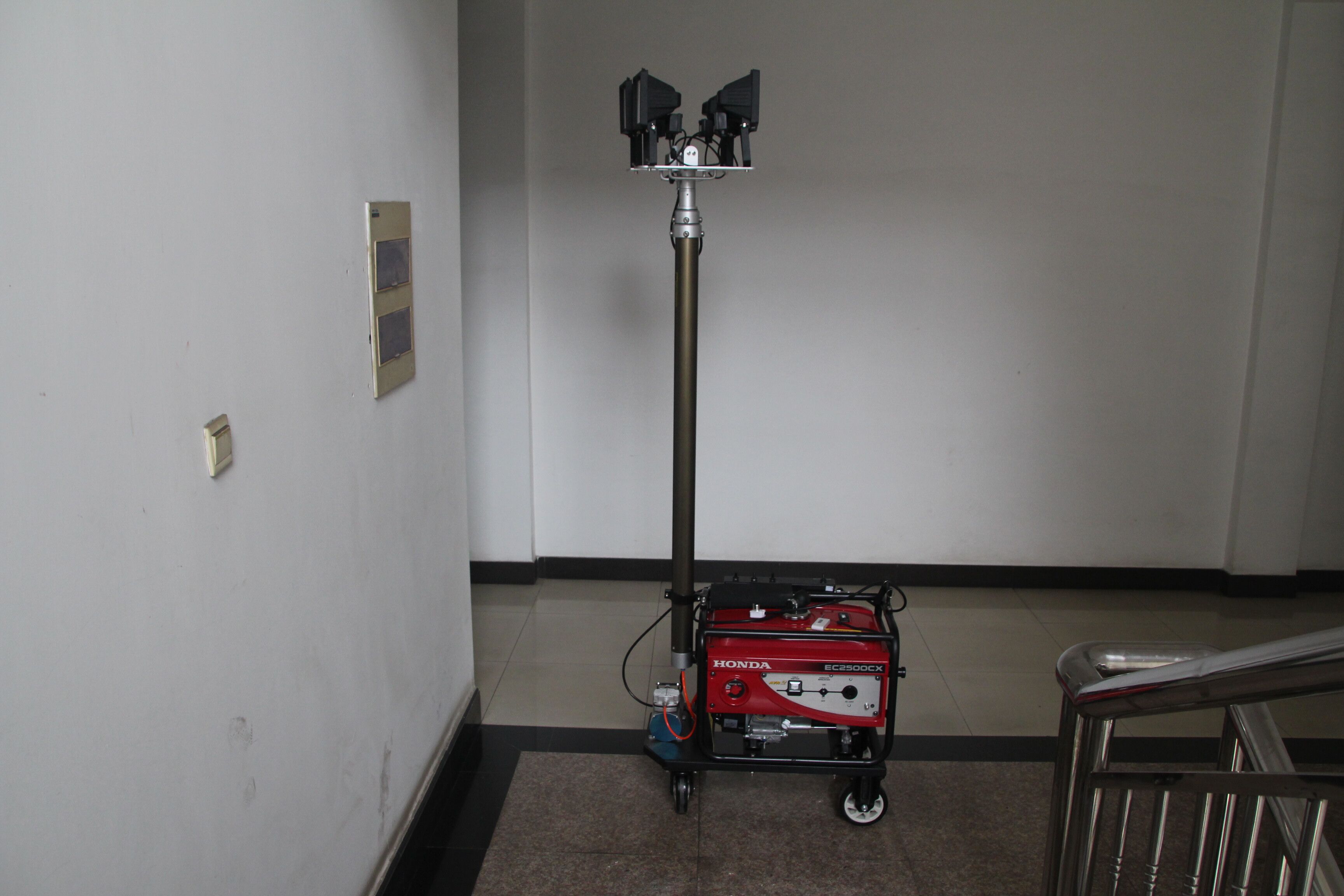 海洋王SFW6110自動升降移動照明車 GAD506A SFD6000A移動照明燈