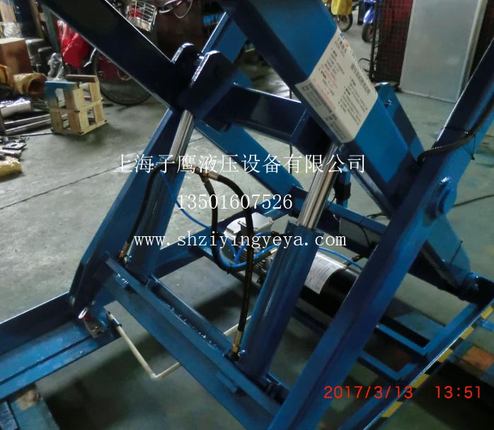 耐高溫電機油泵系統(tǒng)非標定做油缸