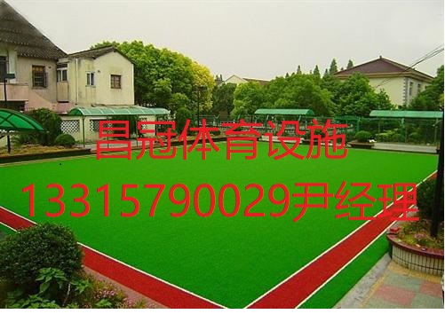 足球場(chǎng)人造草坪廠家施工