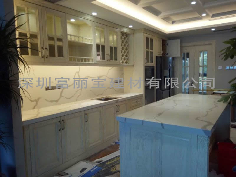 石英石魚肚白臺面