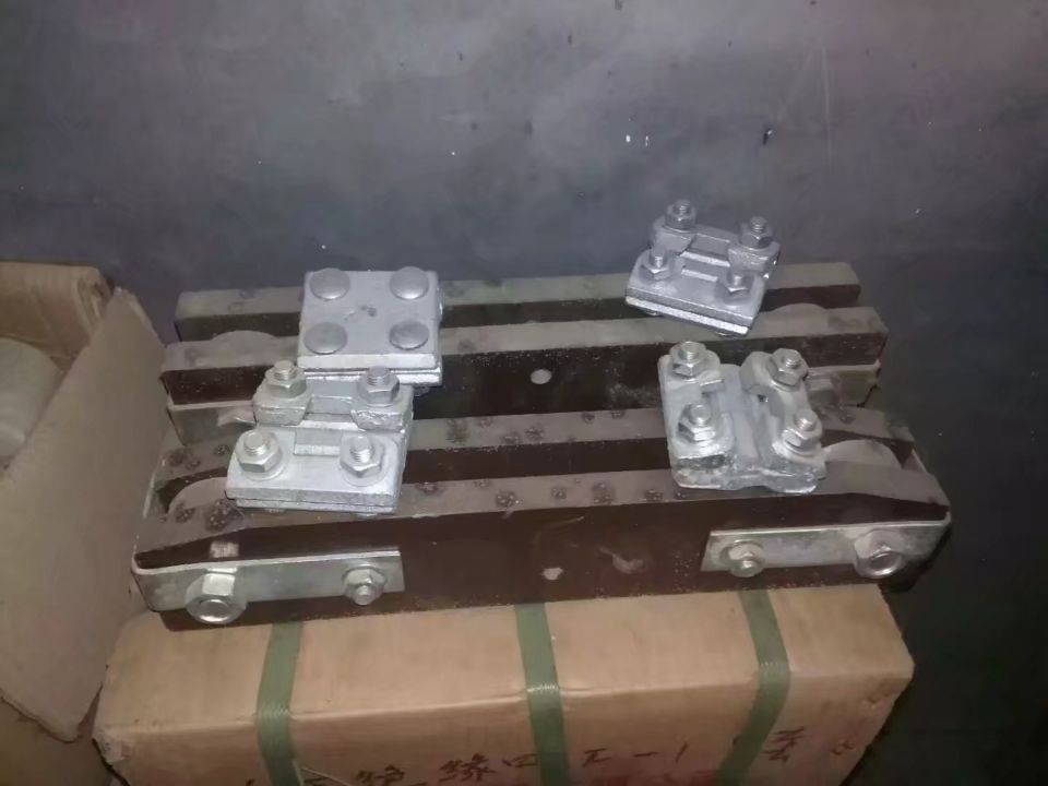 泰安新力分區(qū)絕緣器 F-1.F-2分區(qū)絕緣器現(xiàn)貨供應(yīng)