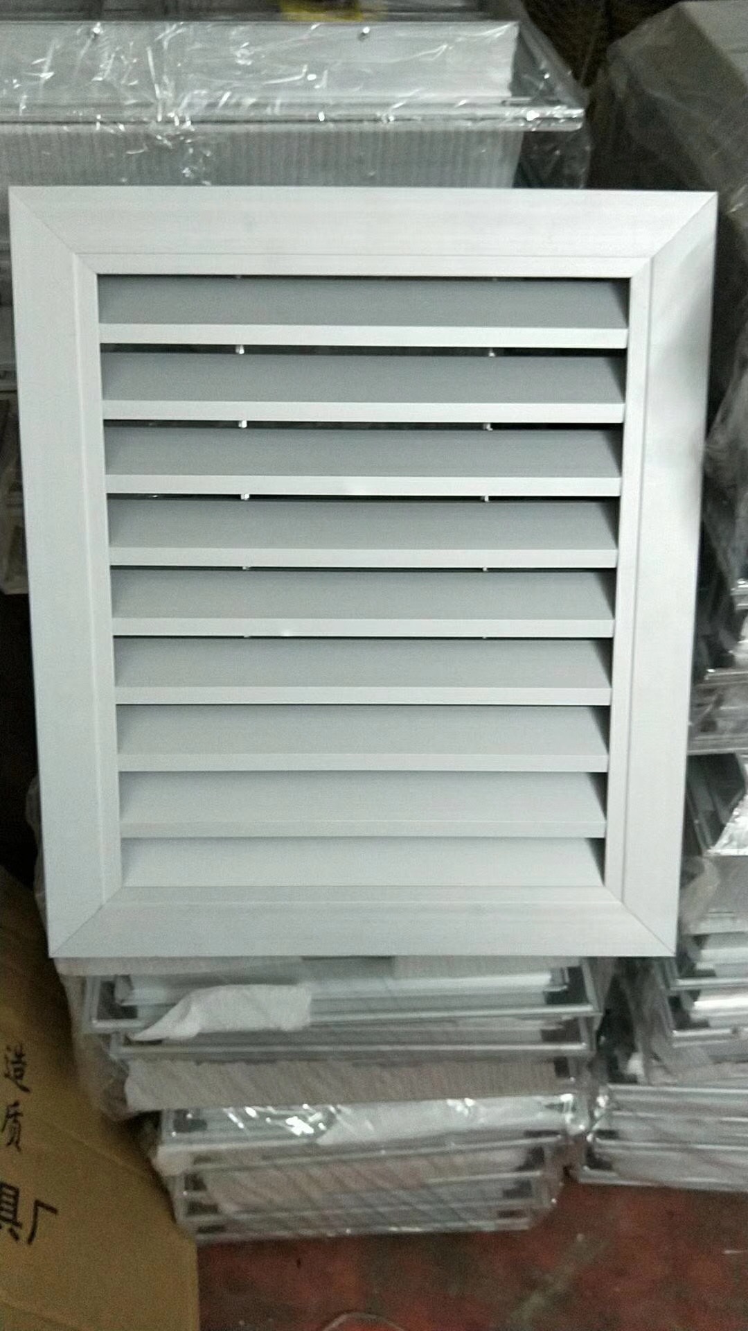 供應(yīng)重慶防雨百葉價格；防雨百葉供應(yīng)商；防雨百葉生產(chǎn)廠 防雨百葉批發(fā)