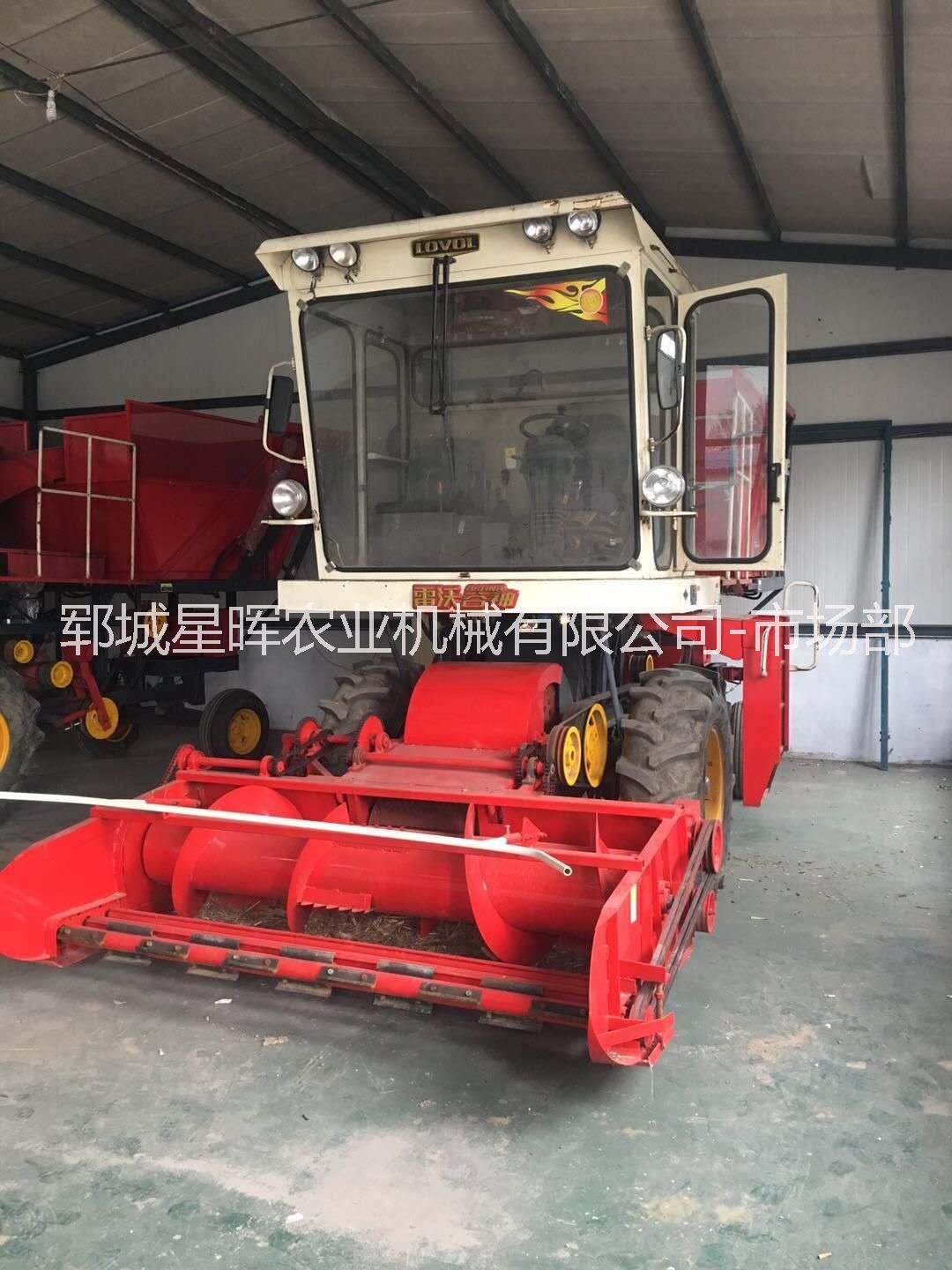 大型玉米秸稈青儲機青貯打捆機全自動收割粉碎回收多功能一體機