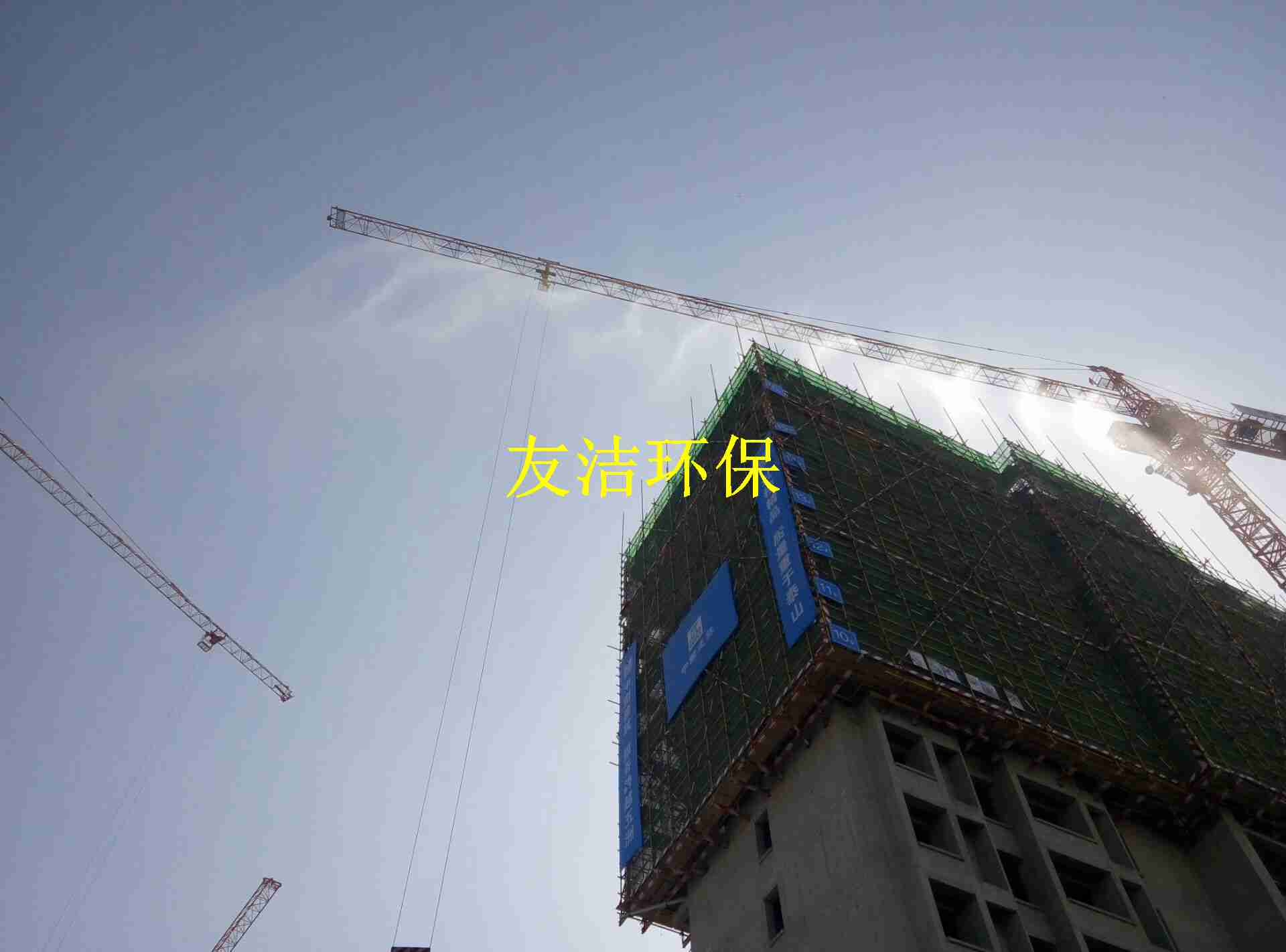 杭州塔吊噴淋安裝價(jià)格、工程降塵高塔噴淋廠家