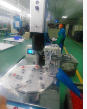 15/20k轉(zhuǎn)式超聲波焊接機