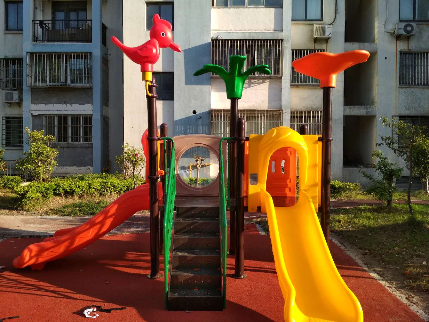 兒童組合滑梯生產(chǎn)廠家上海凱奇玩具游樂設施