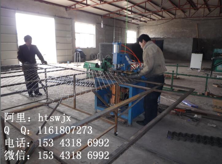 全自動(dòng)美格網(wǎng)軋花機(jī)用途現(xiàn)貨美格網(wǎng)焊接機(jī)價(jià)格安全防盜網(wǎng)焊接機(jī)廠家