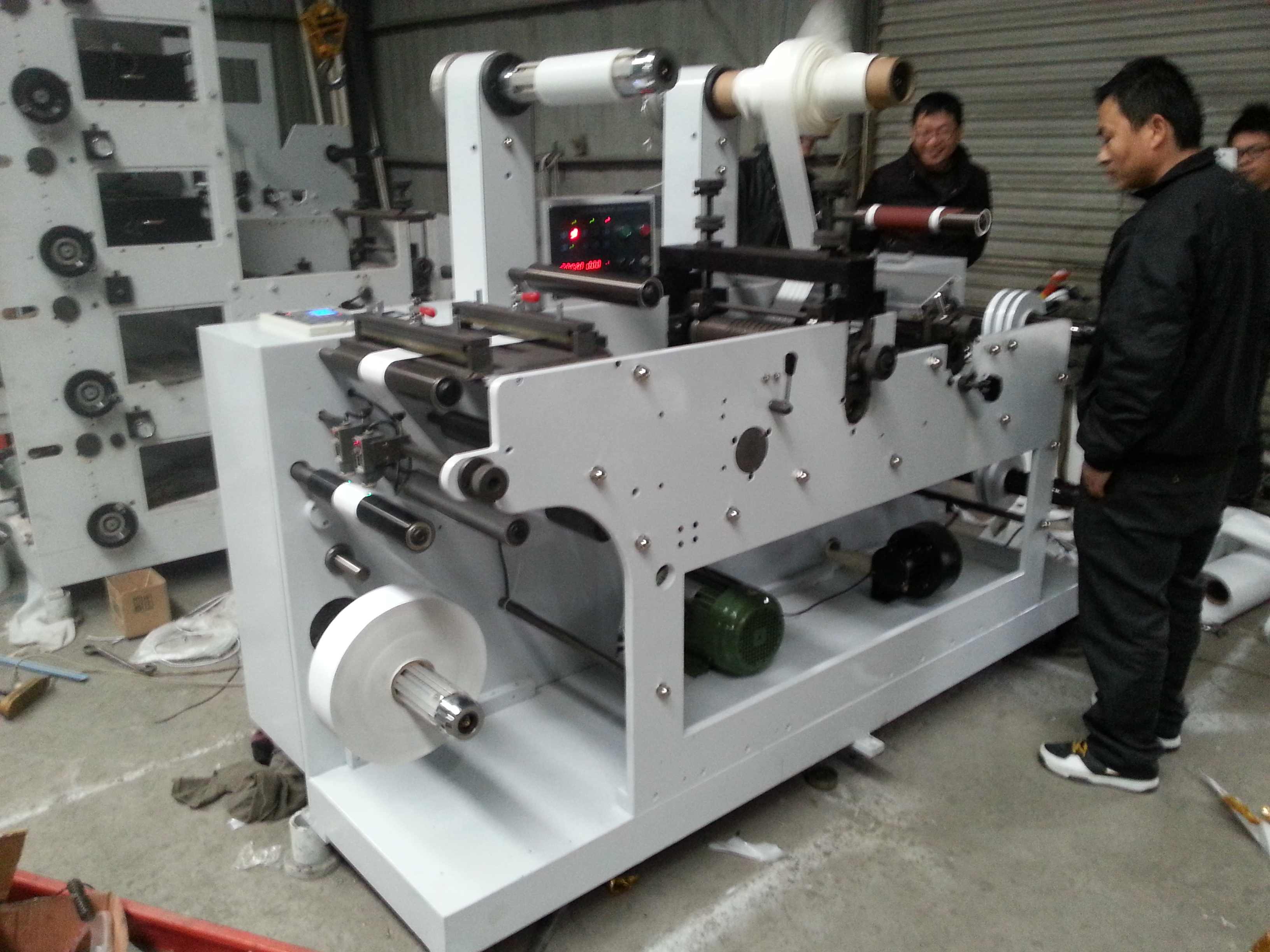 全自動圓壓圓模切機 全自動燙金模切機