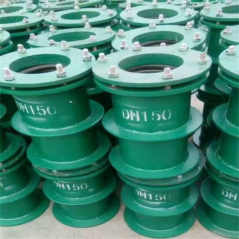 良眾廠家講解 剛性防水套和柔性套管的區(qū)別