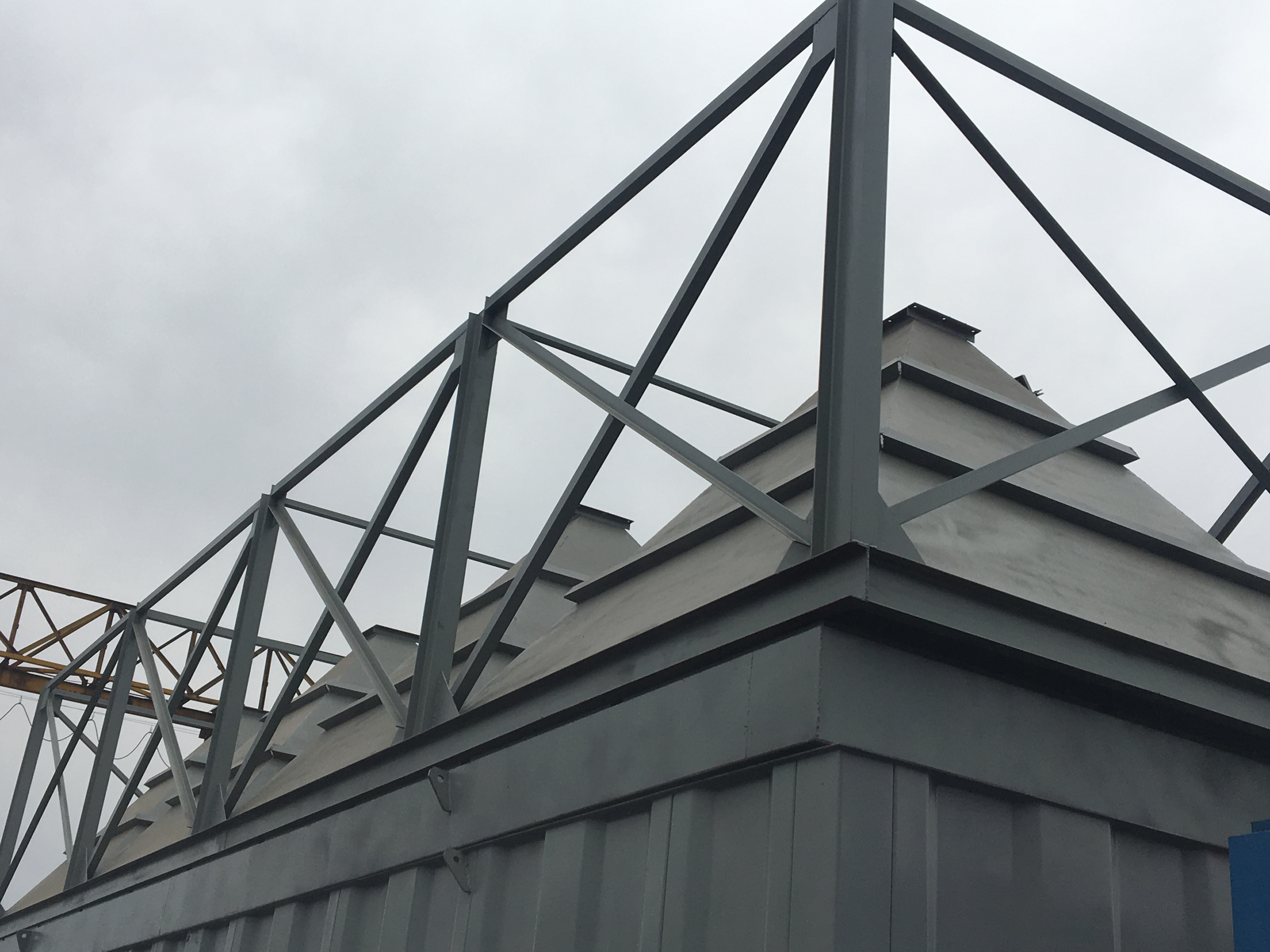 廠家供應(yīng)LPM氣箱脈沖袋式收塵器