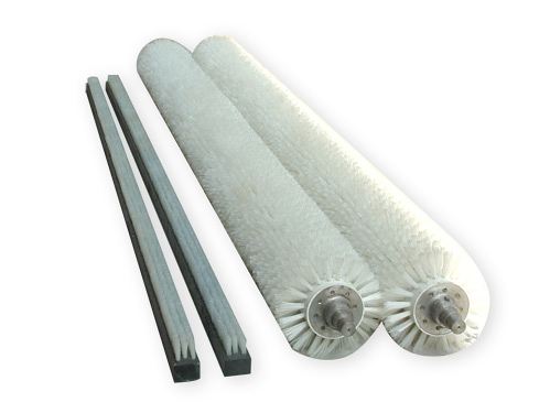 馬尾毛刷尼龍絲拋光除塵掃灰毛刷 工業(yè)植毛小刷輥  工業(yè)清洗機(jī)刷 子