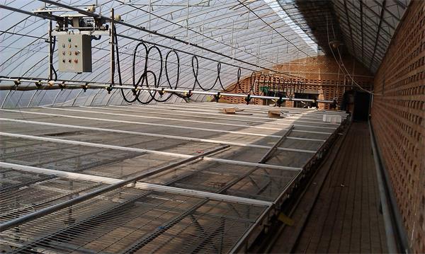 大棚全自動調(diào)速噴灌機水車