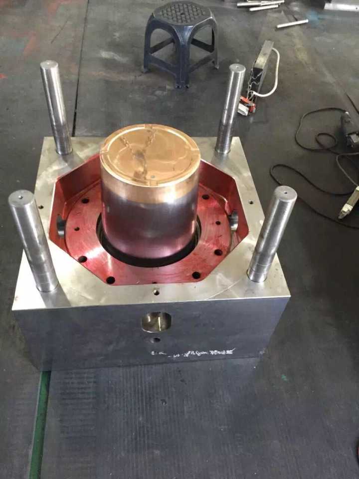 涂料桶模具|臺(tái)州涂料桶模具廠家|浙江涂料桶模具生產(chǎn)批發(fā)價(jià)|湖州塑料桶模具供應(yīng)批發(fā)|涂料桶