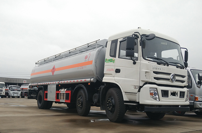 廠家直銷東風(fēng)多利卡5-8噸流動(dòng)加油車油罐車 歡迎電議  解放J6油罐車