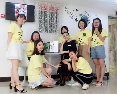廈門沐上化妝美甲學(xué)校高端美甲創(chuàng)業(yè)班學(xué)員畢業(yè)啦！