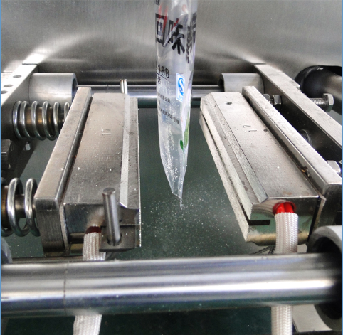 DXD-50FD顆粒包裝機