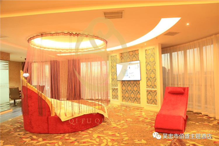 廠家直銷(xiāo)主題酒店賓館造型床 電動(dòng)床水床生產(chǎn)廠家 夫妻雙人震動(dòng)金鳳床