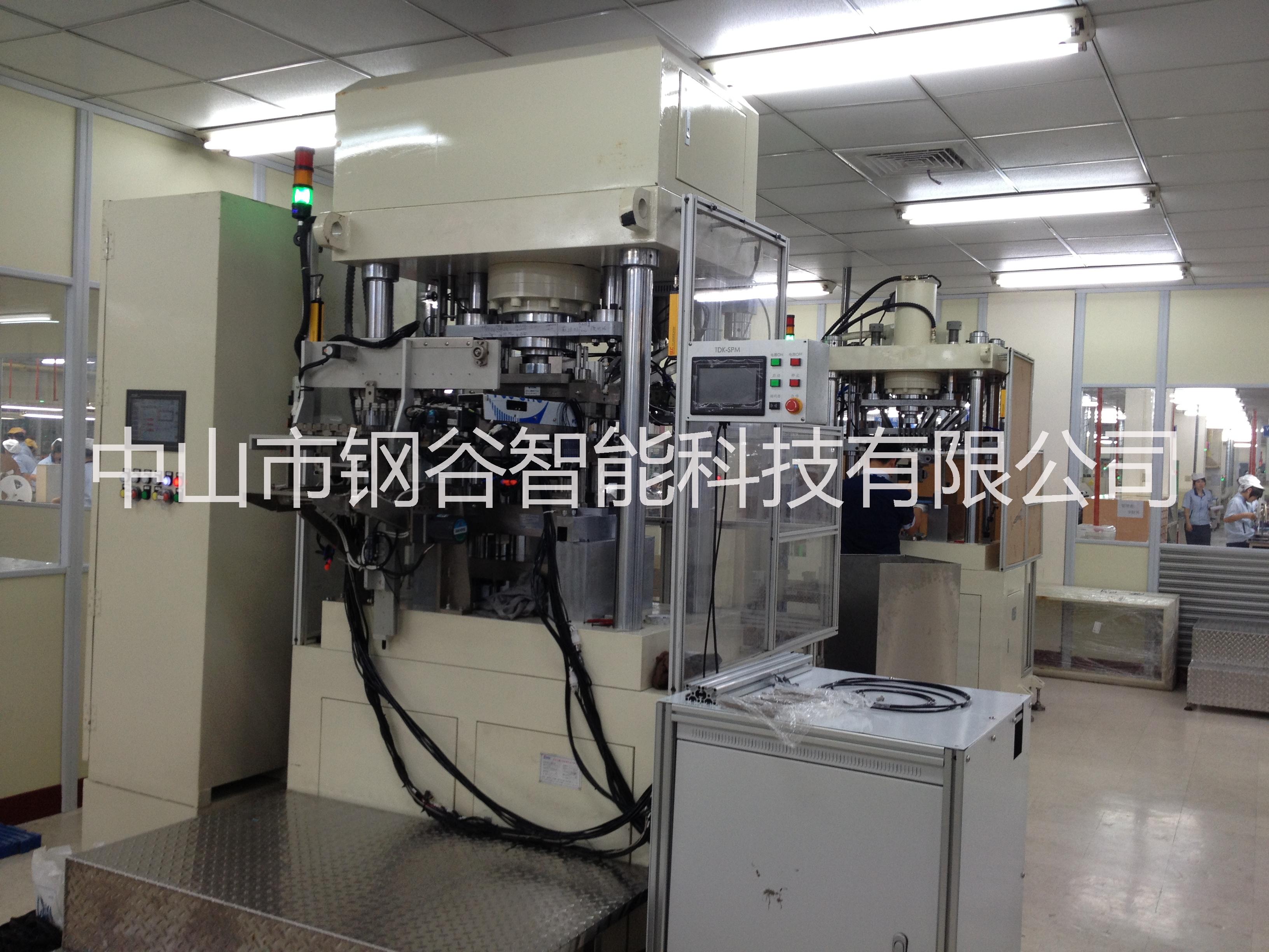 四柱液壓成型機(jī)/鋼谷精密設(shè)備四柱液壓成形機(jī)Y03