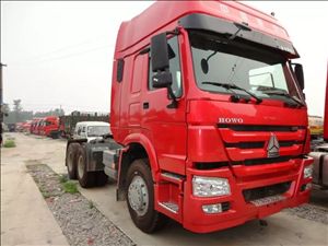 供應(yīng)二手車二手車二點(diǎn)豪沃A7半掛牽引車 二手車豪沃A7半掛牽引車*惠