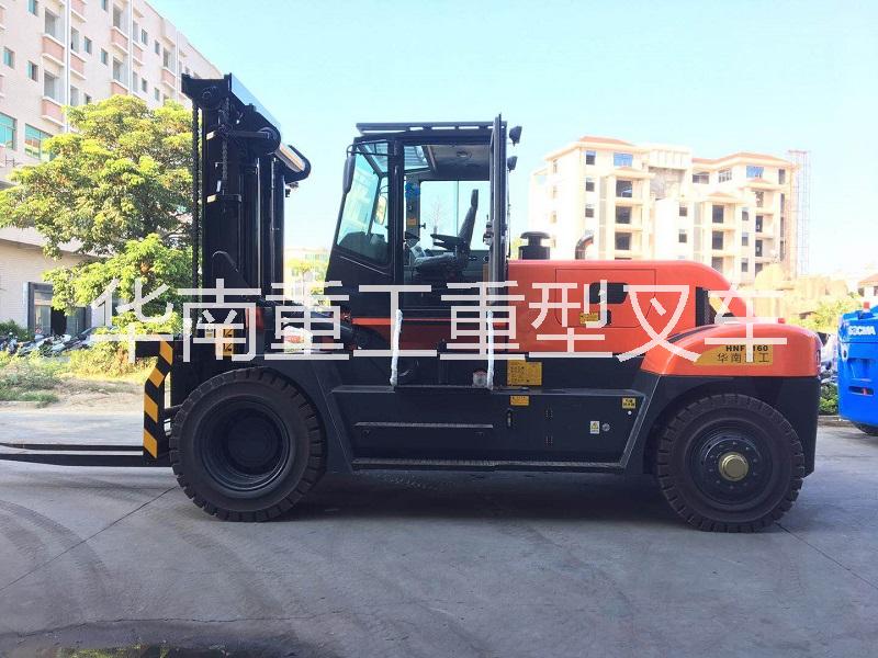 天然氣叉車哪里生產(chǎn)國內(nèi)重型12噸到36噸天然氣LNG叉車制造企業(yè)