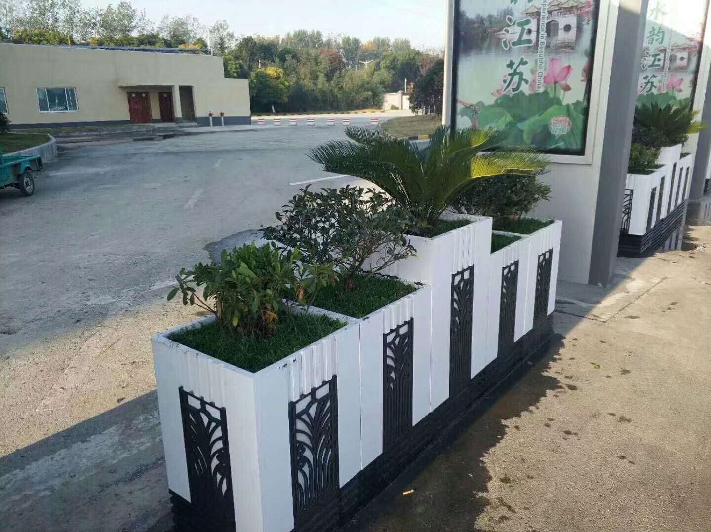 武漢市欣源祥環(huán)境工程花箱 戶外花箱 道路花箱