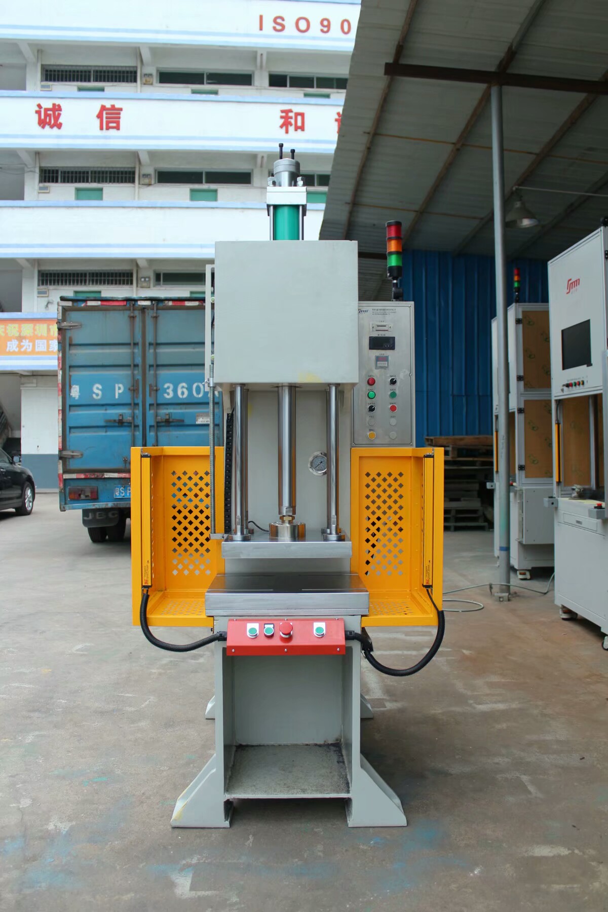 電機轉(zhuǎn)軸壓裝機，高精密數(shù)控壓裝機