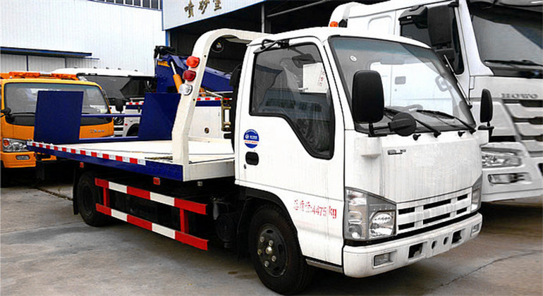 五十鈴一拖一藍(lán)牌清障車