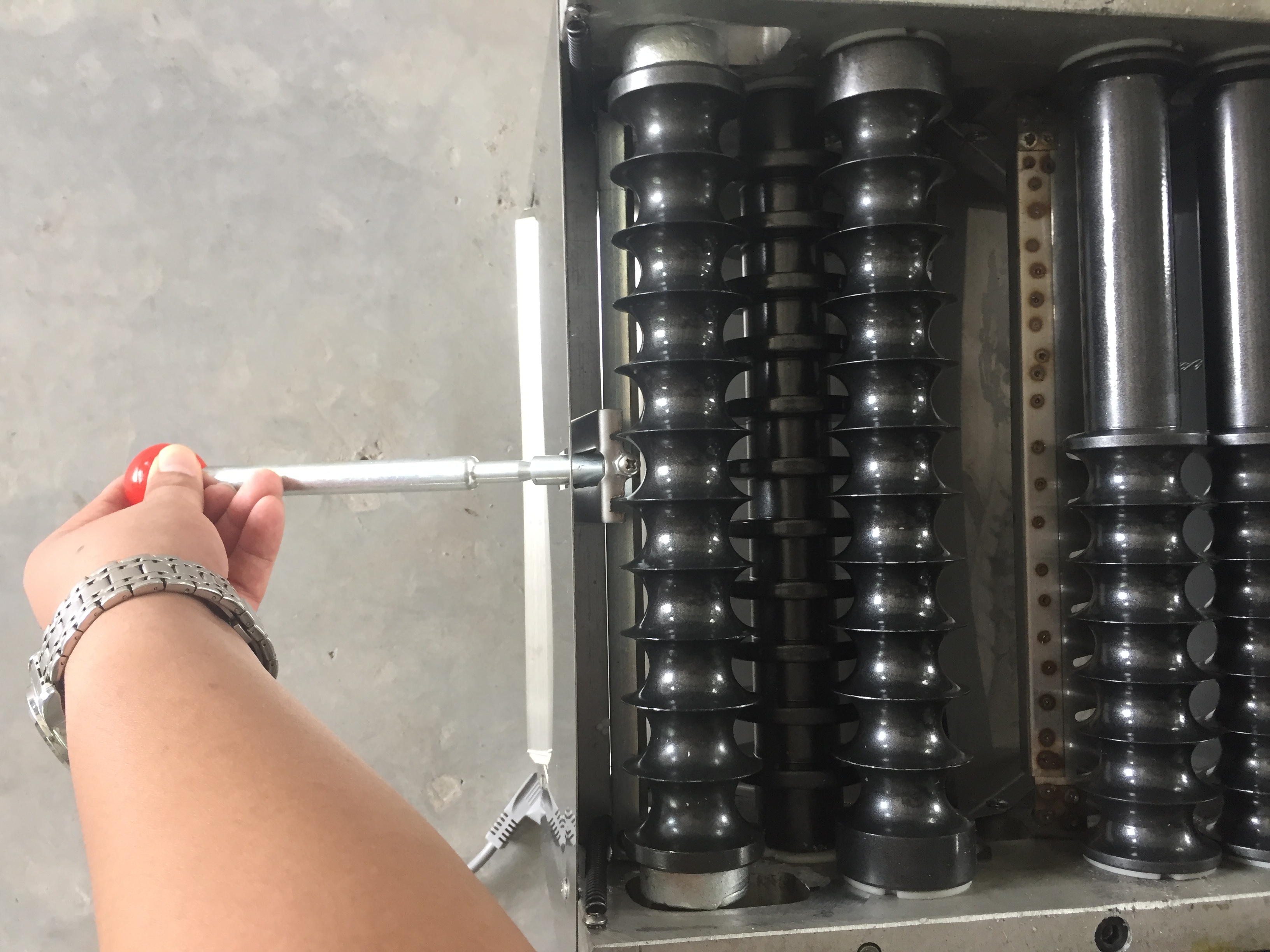 求購(gòu)山東蜜丸制丸機(jī)  求購(gòu)半自動(dòng)大蜜丸機(jī) 求購(gòu)半自動(dòng)大蜜丸機(jī)生產(chǎn)廠家