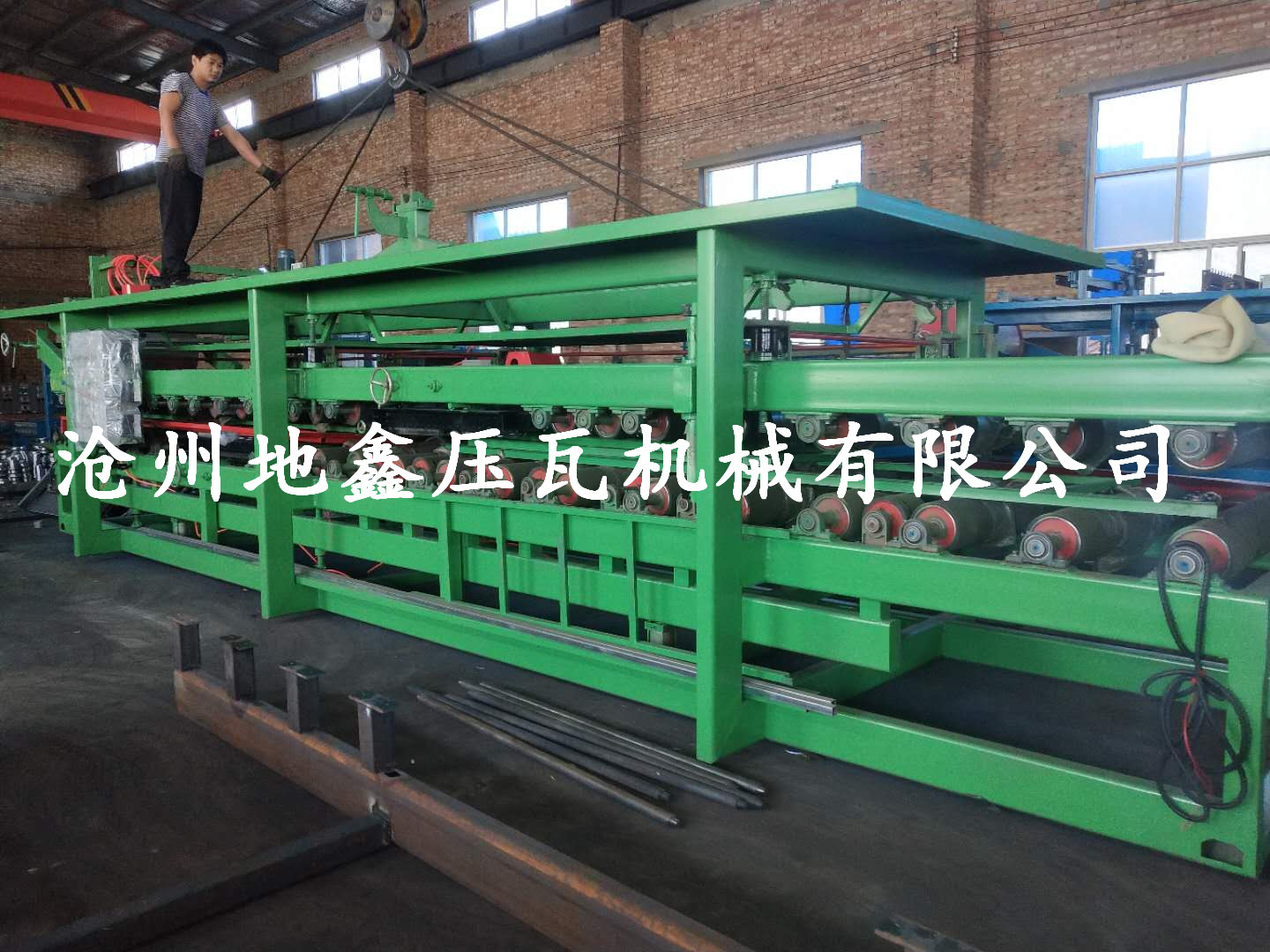 復(fù)合機設(shè)備廠地鑫出售彩鋼兩用復(fù)合瓦機器 夾芯復(fù)合板生產(chǎn)線