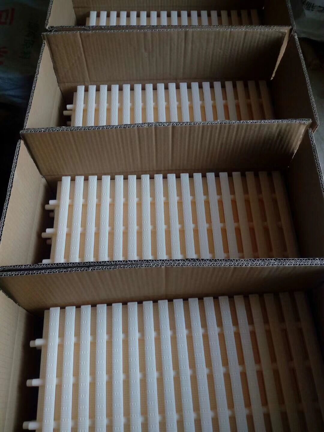 供應(yīng)泳池排水格柵廠家報(bào)價(jià)，排水格柵價(jià)格，溢水格柵供貨商