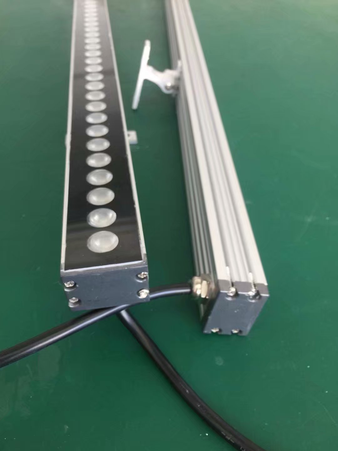 LED線條燈 橋梁樓體景觀戶外亮化洗墻燈 12W護欄輪廓硬燈條