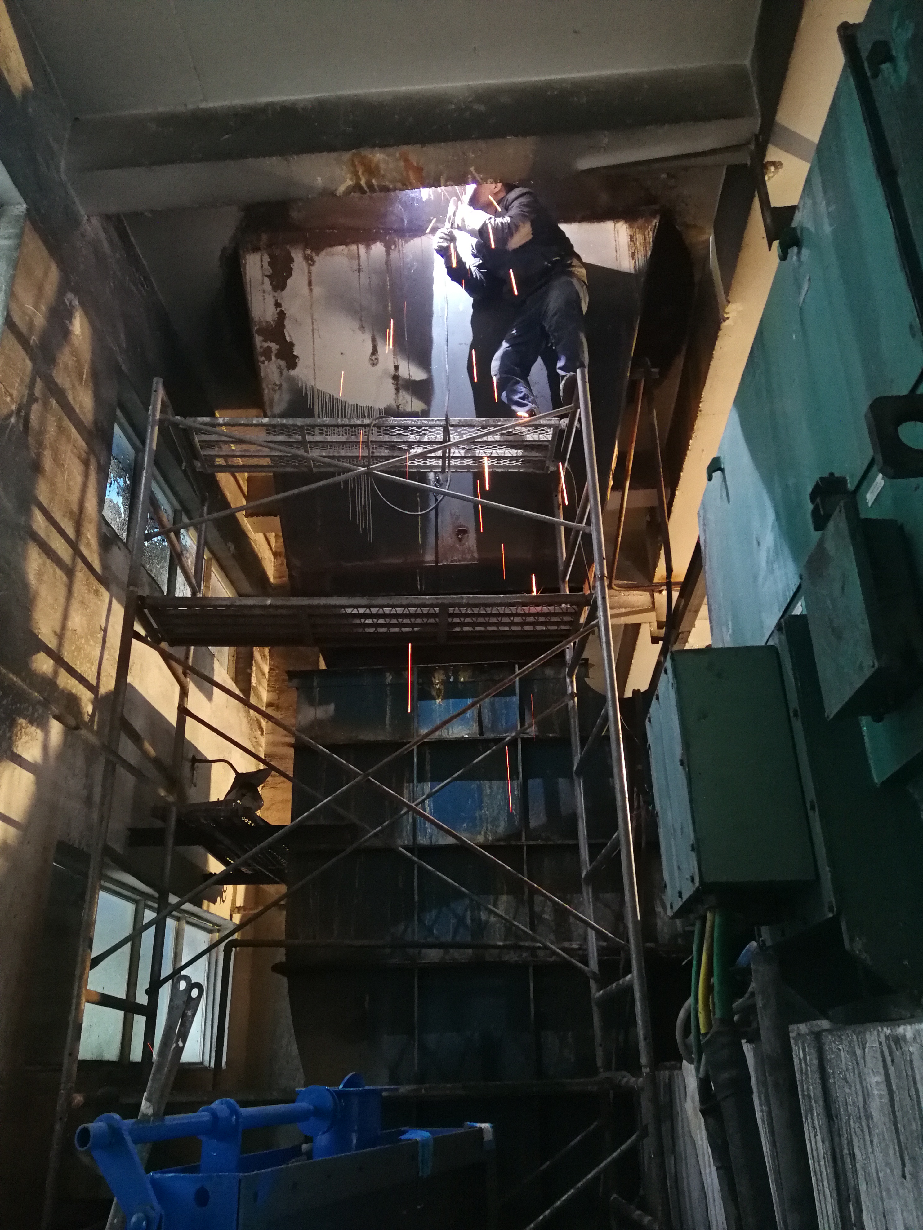 引風(fēng)機(jī)出口擋板門(mén) 陜西和基風(fēng)機(jī)有限公司引風(fēng)機(jī)出口擋板門(mén) 引風(fēng)機(jī)出口閥門(mén)制造安裝 引風(fēng)機(jī)原煙氣擋板門(mén)