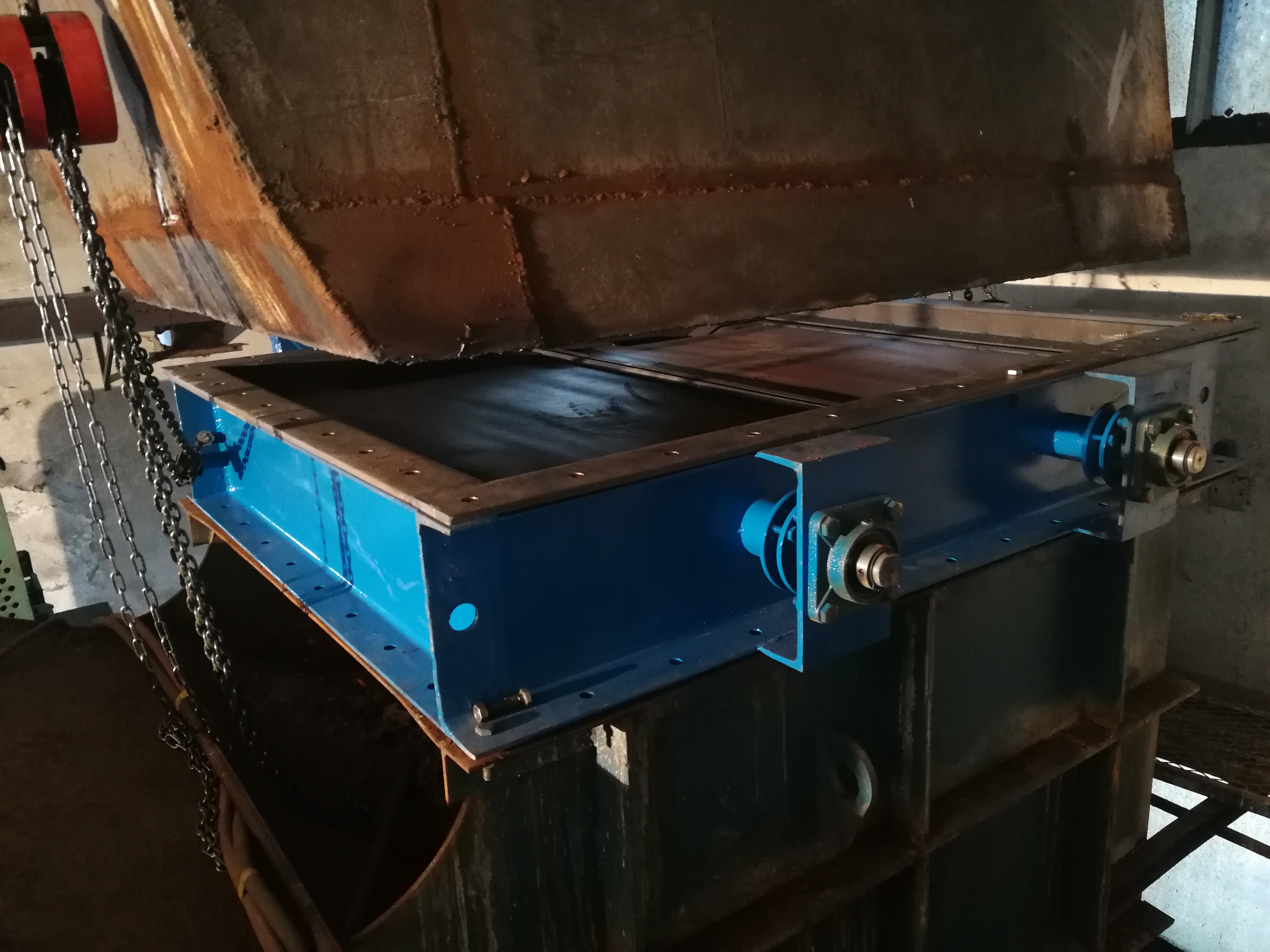 引風(fēng)機(jī)出口擋板門(mén) 陜西和基風(fēng)機(jī)有限公司引風(fēng)機(jī)出口擋板門(mén) 引風(fēng)機(jī)出口閥門(mén)制造安裝 引風(fēng)機(jī)原煙氣擋板門(mén)