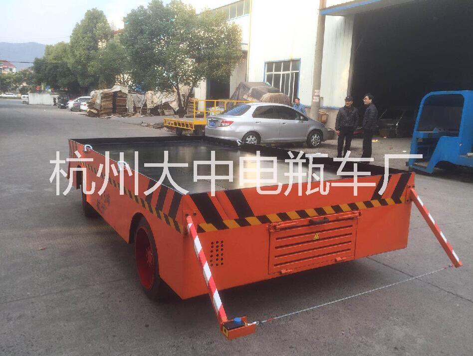 廠家供應(yīng)10T無軌無軌車 無軌平車價(jià)格 歡迎訂購 大量供應(yīng)無軌道電動(dòng)軌平車