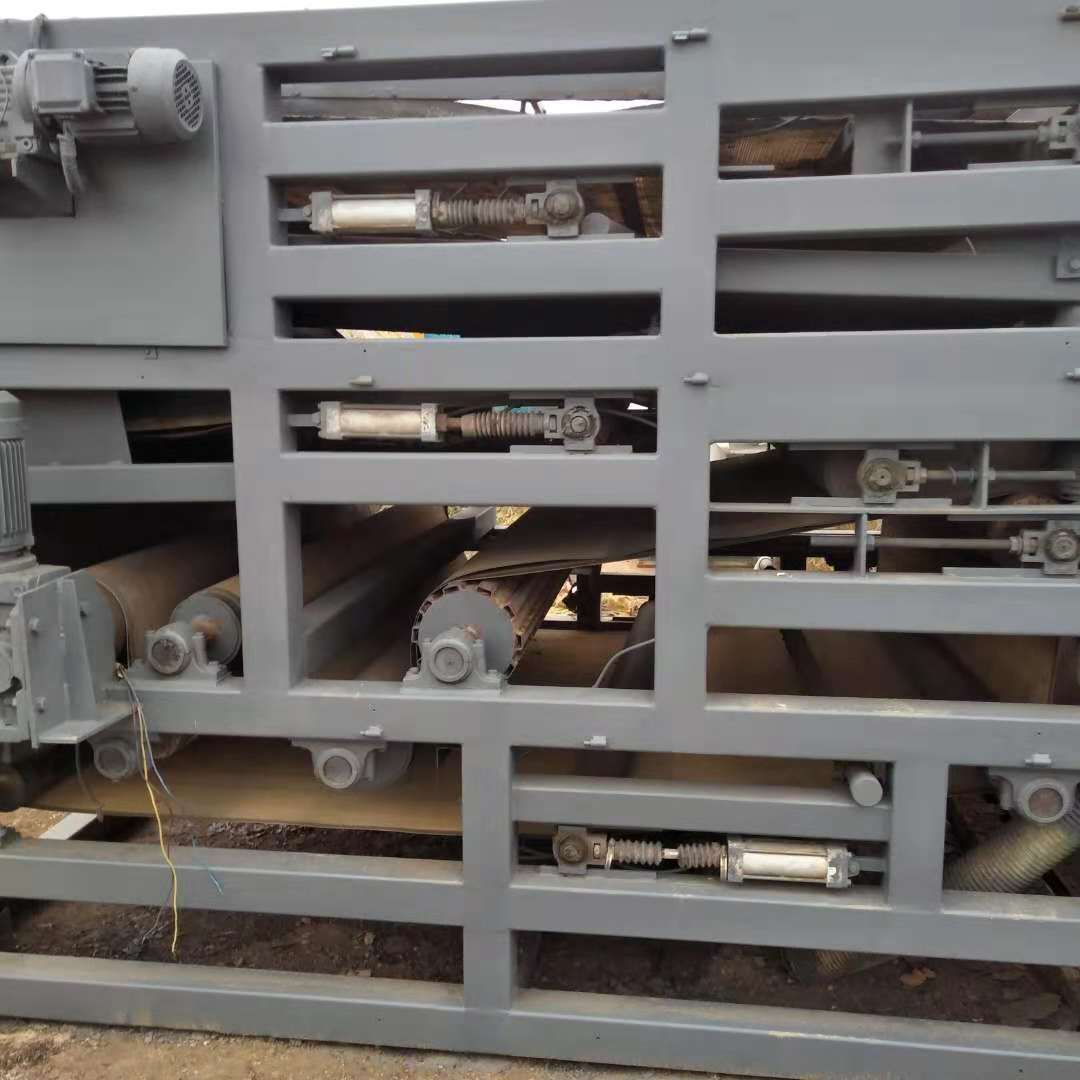 山東帶式濃縮脫水壓濾機(jī)    帶式濃縮脫水壓濾機(jī)市場  批發(fā)帶式濃縮脫水壓濾機(jī) 山東帶式濃縮脫水壓濾機(jī)廠家