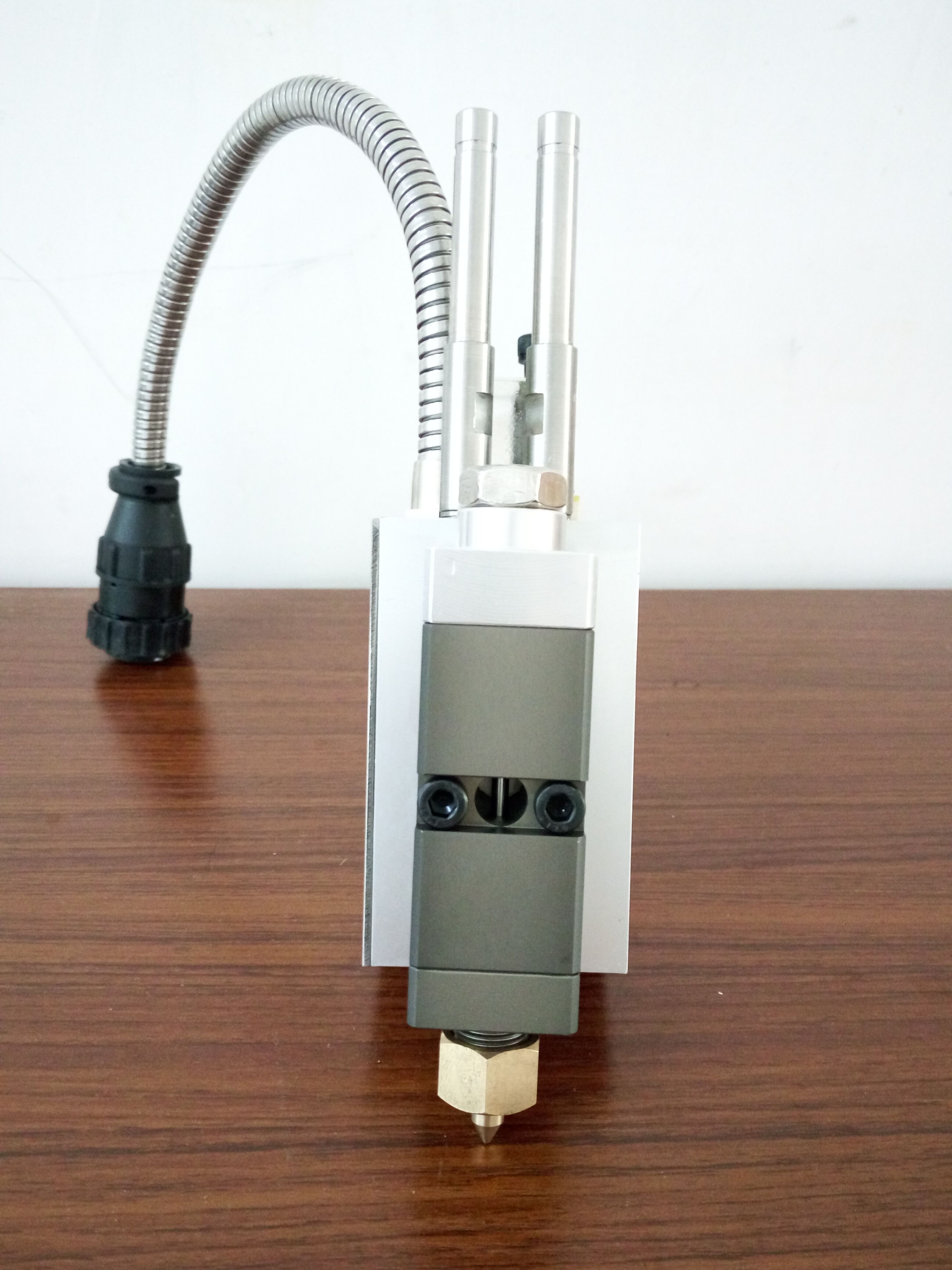 涂噴膠機 自動化點膠機設(shè)備價格_自動化點膠機設(shè)備 涂噴膠機