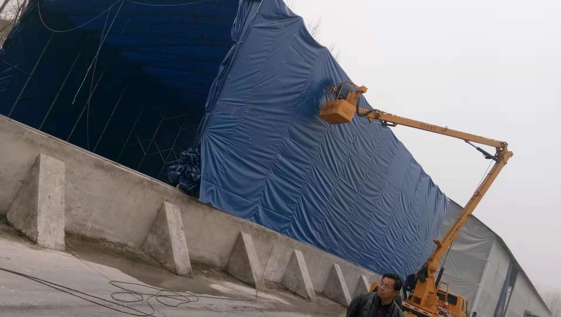 陜西*惠廠家直銷倉(cāng)儲(chǔ)活動(dòng)雨篷 優(yōu)質(zhì)倉(cāng)儲(chǔ)活動(dòng)雨篷 西安倉(cāng)儲(chǔ)活動(dòng)雨篷